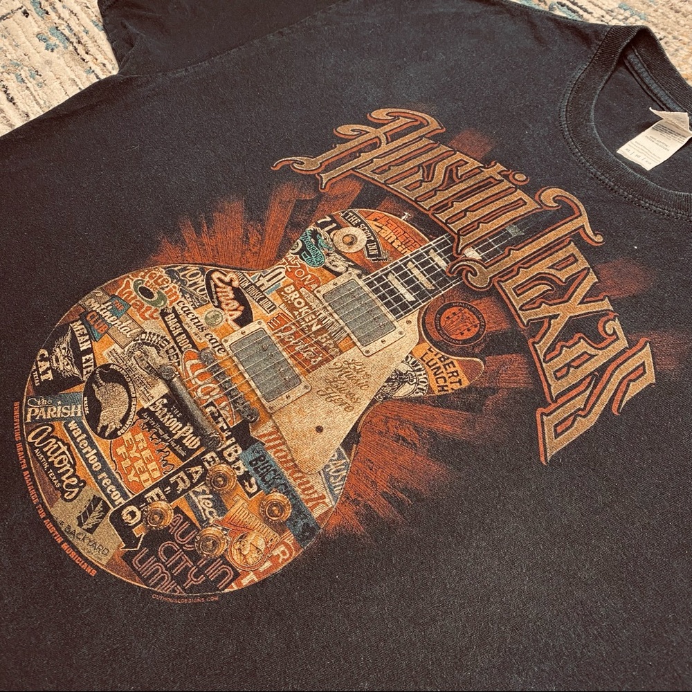 T-Shirt "Austin Tx" Bars/Clubs within Guitar Sz XL